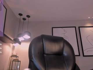 lisaflowers1 live webcam show