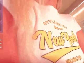 lisaflowers1 live webcam show