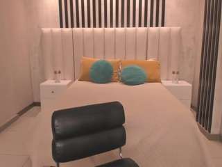 rossirivers Live Webcam on CamSoda