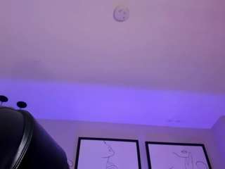 rossirivers Finger live webcam