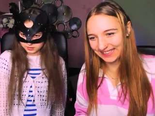 samanta-kisses's CamSoda show and profile