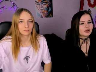 samanta-kisses webcam model