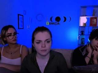 samanta-kisses's CamSoda show and profile