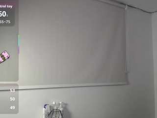 sansastarklove's CamSoda show and profile