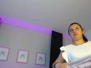 siawattson's CamSoda show and profile