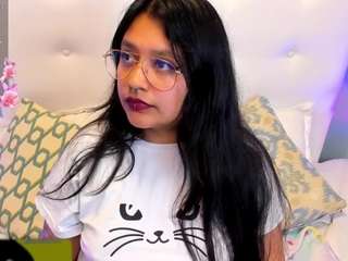 beliaabrahel's CamSoda show and profile