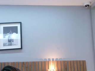 luna-roja25 webcam model