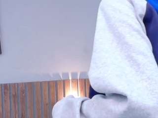 luna-roja25 Live Webcam on CamSoda