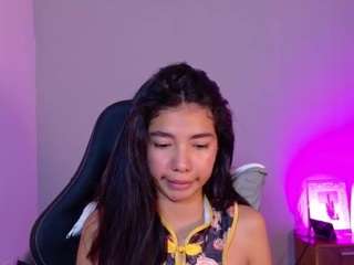 luna-roja25 live cam profile