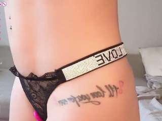 maca-moon Live Webcam on CamSoda