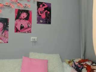 nicollovee Live Webcam on CamSoda