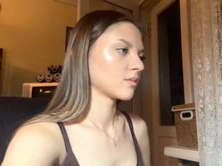 oksanarahman's CamSoda show and profile