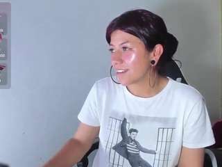  raven-rouge chat room