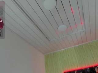  raven-rouge chat room