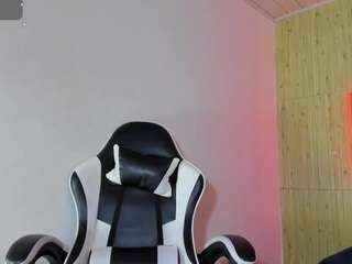 raven-rouge Live Webcam on CamSoda