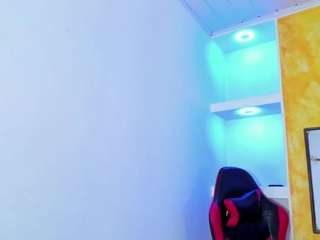 raven-rouge Live Webcam on CamSoda