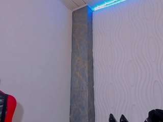 Raven-rouge live webcam show
