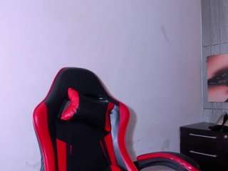 Raven-rouge live webcam show