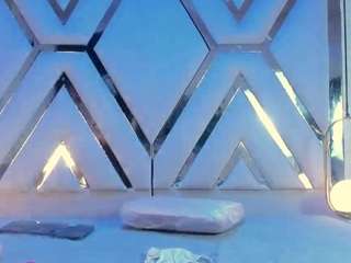 rubyrose01's CamSoda show and profile