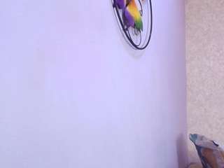 Live webcam model amy-wats0n on Soda Cams