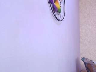 Live webcam model amy-wats0n on Soda Cams