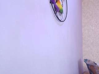 Live webcam model amy-wats0n on Soda Cams