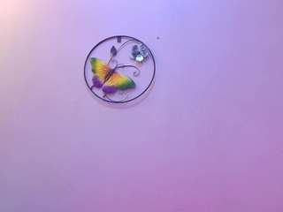 Live webcam model amy-wats0n on Soda Cams