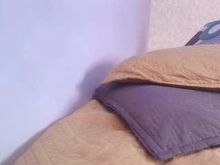 Live webcam model amy-wats0n on Soda Cams