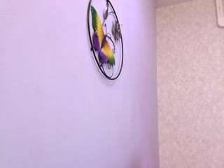 amy-wats0n's CamSoda show and profile