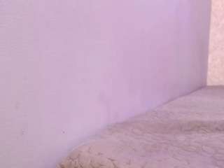 amy-wats0n's CamSoda show and profile