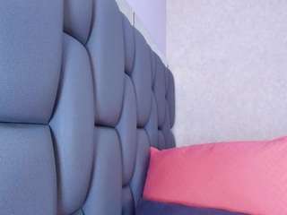 amy-wats0n live cam profile