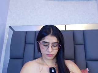 amy-wats0n's CamSoda show and profile