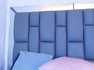 amy-wats0n's CamSoda show and profile