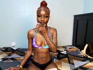 Lunahh live cam preview