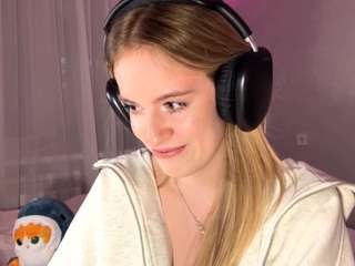 nedraalarie webcam camsoda model stream image