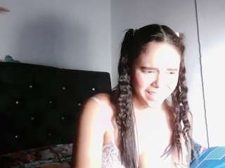 salomemontoya Live Webcam on CamSoda