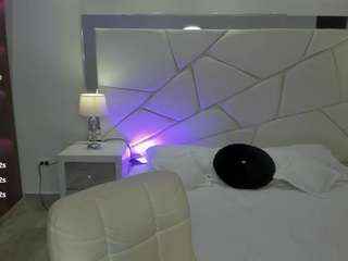 Live webcam model alana-martiins on Soda Cams