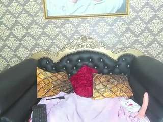 Live Sex Chat with cristal-millers (@cristal-millers)