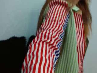 le modèle dayanhank est en webcam porno dans un show sur le site camsoda, il possède les tags suivants: anal,erotic dance,striptease,strip,spank,pussy,orgasm,no smoking,naked,middle aged,mature,lush,hazel eyes,flashing,fingers,feet,drinking,anal toys,bondage,ass