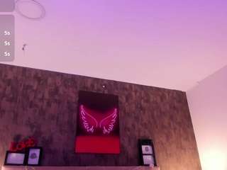 hilarin1 Live Webcam on CamSoda