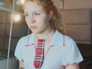 angel-white-001 webcam