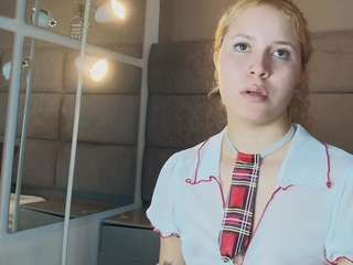 angel-white-001 Live Webcam on CamSoda