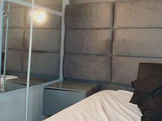 angel-white-001 Live Webcam on CamSoda