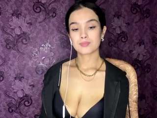 anglealexender's CamSoda show and profile