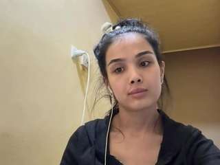 anglealexender, female webcam model,  years old, on live webcam