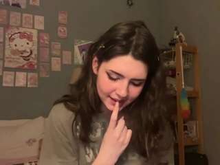 carisastacker's CamSoda show and profile