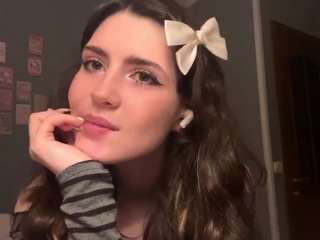 Live Sex Chat with CarisaStacker (@carisastacker)