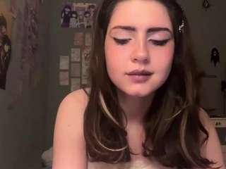 CarisaStacker live webcam on Soda Cams