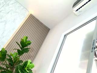 dulcequeen's CamSoda show and profile