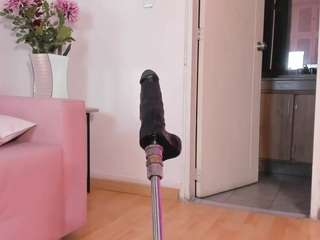 Live cam show with DulceQueen